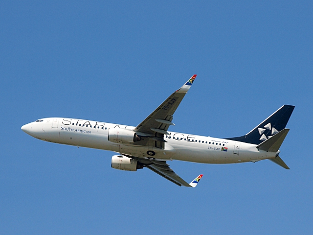 saa738